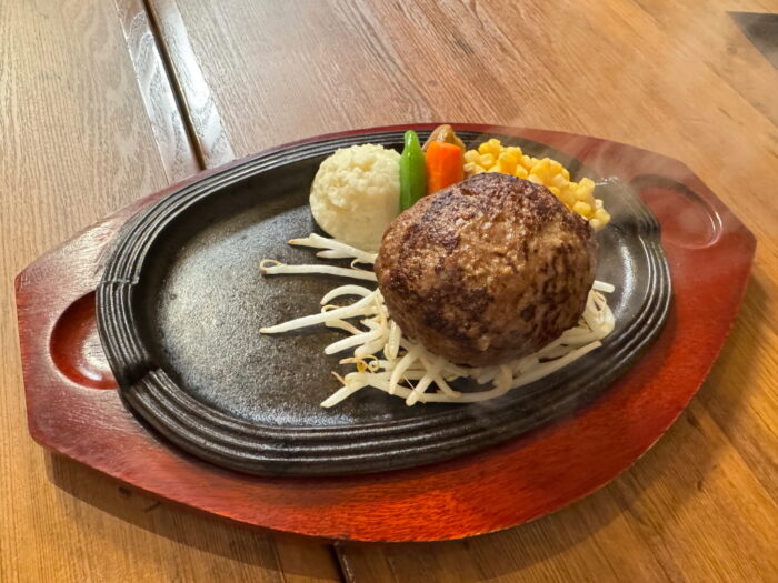 レジェンドハンバーグがさらに進化した！