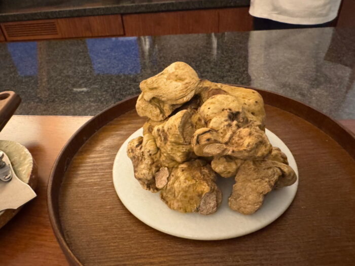 神楽坂石かわさんと白トリュフのコラボナイト